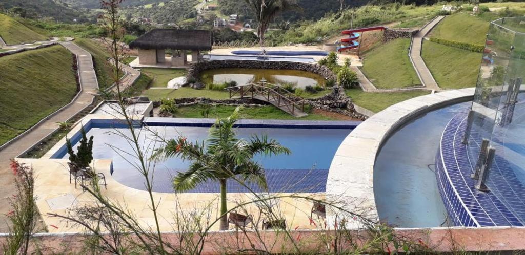 Apartamento Sonhos Da Serra バナネイラス エクステリア 写真